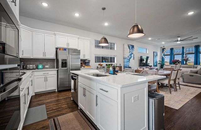 802 Resort Drive, Rowlett, TX 75088