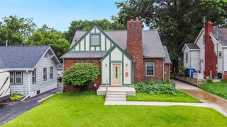 2018 38th Street, Des Moines, IA 50310