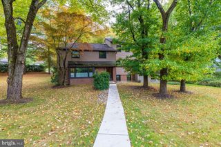 2390 TERWOOD RD, Huntingdon Valley, PA 19006