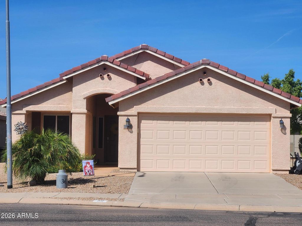 36 S VALENCIA Court, Casa Grande, AZ 85194 — exterior