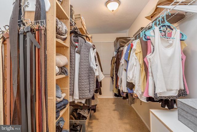 255 BURNAMWOOD DR, Mount Laurel, NJ 08054