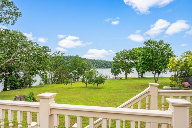 26237 Twin Rivers Drive, Shell Knob, MO 65747