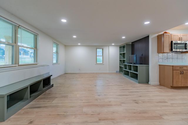 26237 Twin Rivers Drive, Shell Knob, MO 65747