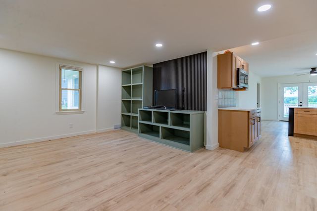 26237 Twin Rivers Drive, Shell Knob, MO 65747