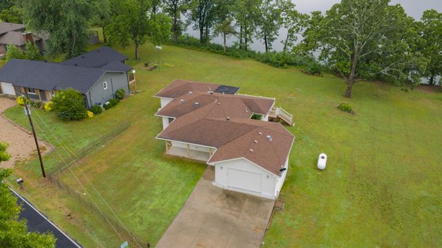 26237 Twin Rivers Drive, Shell Knob, MO 65747