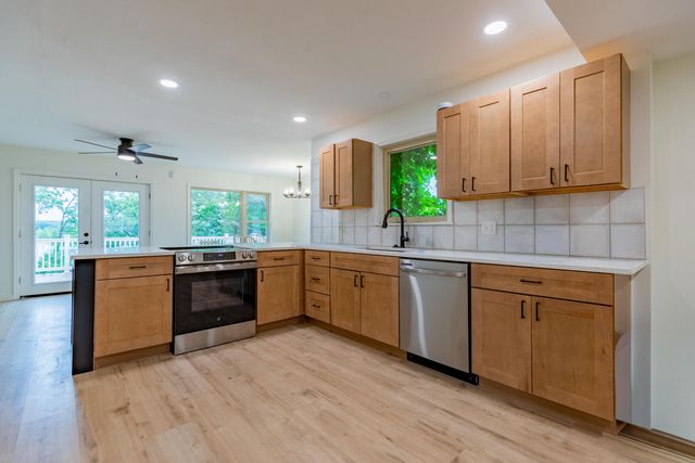 26237 Twin Rivers Drive, Shell Knob, MO 65747