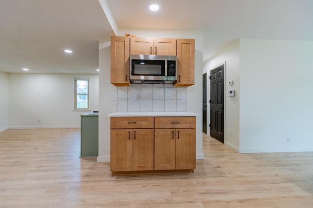 26237 Twin Rivers Drive, Shell Knob, MO 65747