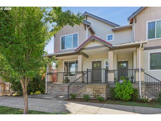 655 Nw 118TH Ave 104, Portland, OR 97229