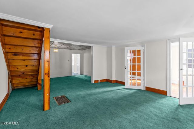 1552 3rd Avenue, Watervliet, NY 12189