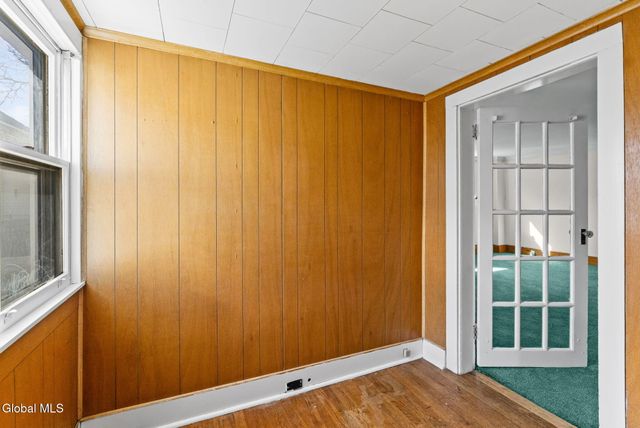 1552 3rd Avenue, Watervliet, NY 12189