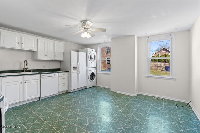 1552 3rd Avenue, Watervliet, NY 12189