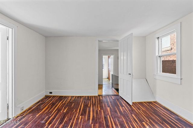 1552 3rd Avenue, Watervliet, NY 12189