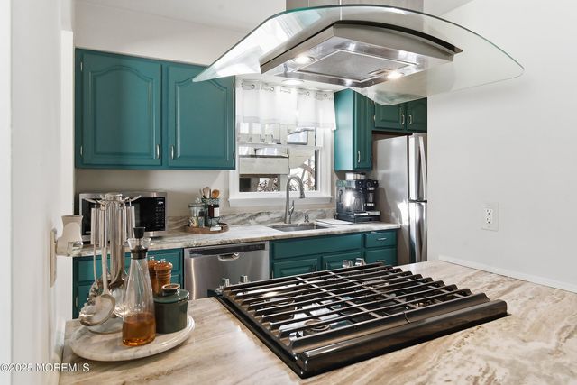 606 Bay Avenue 3, Point Pleasant Beach, NJ 08742