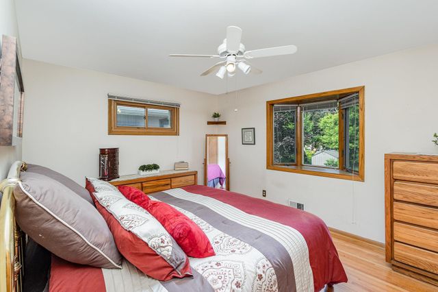 6720 Oakland Avenue, Richfield, MN 55423