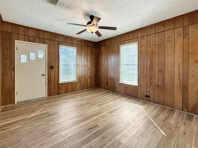 430 W Water Street, Jasper, TX 75951