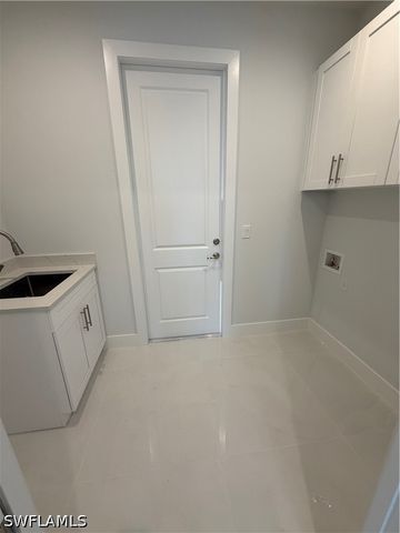 3538 29th AVE NE, Naples, FL 34120