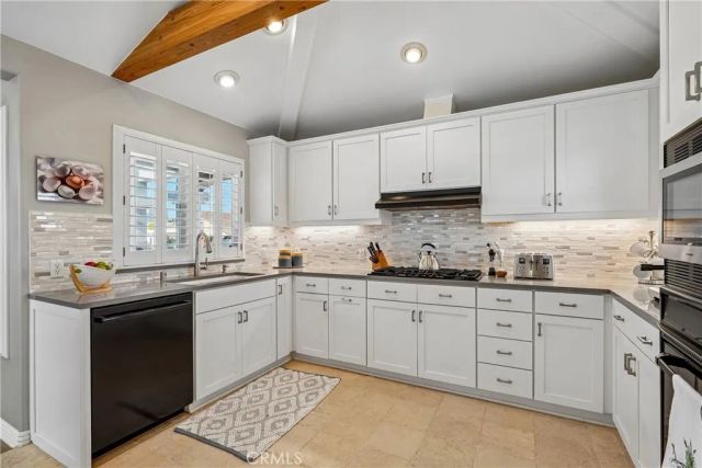 227 Culper Court, Hermosa Beach, CA 90254