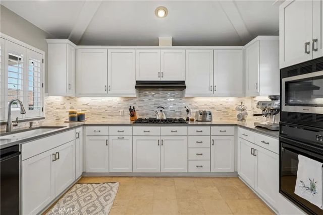 227 Culper Court, Hermosa Beach, CA 90254