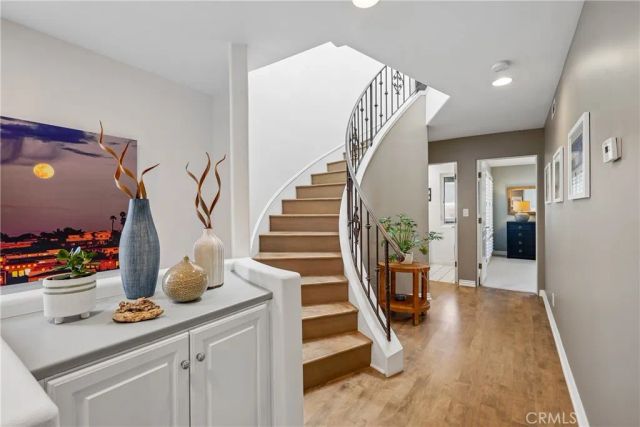 227 Culper Court, Hermosa Beach, CA 90254