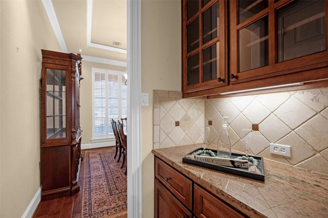 1011 Wyndham Way, Sugar Land, TX 77479