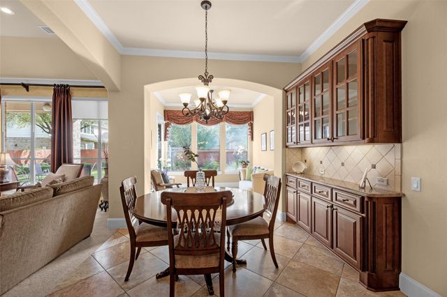 1011 Wyndham Way, Sugar Land, TX 77479