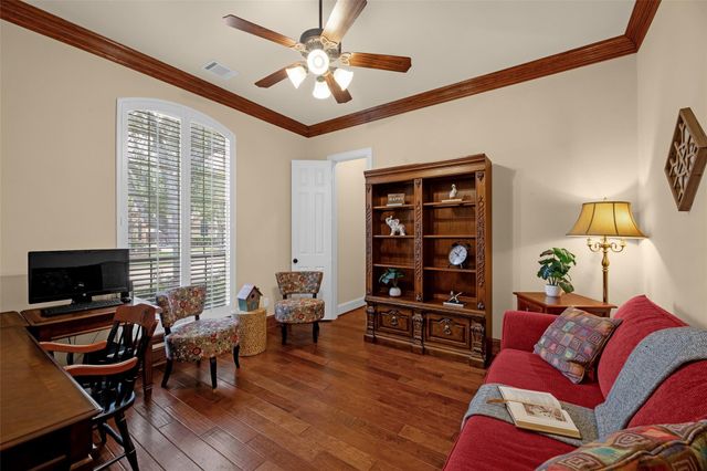 1011 Wyndham Way, Sugar Land, TX 77479