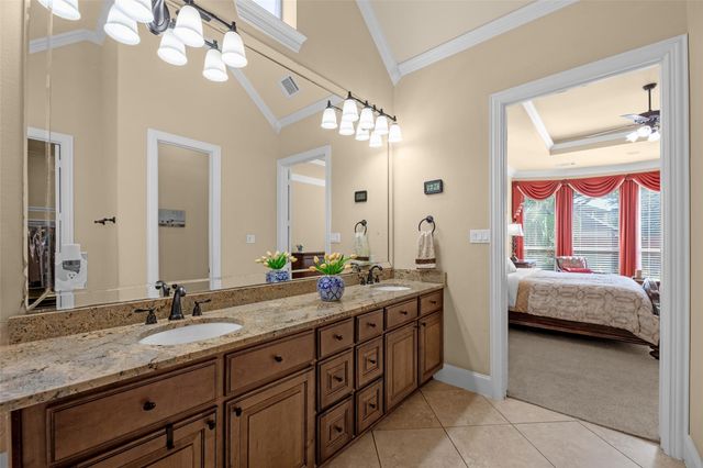 1011 Wyndham Way, Sugar Land, TX 77479