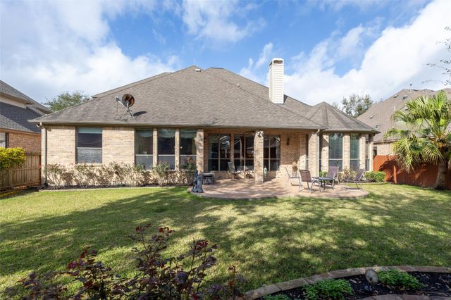 1011 Wyndham Way, Sugar Land, TX 77479