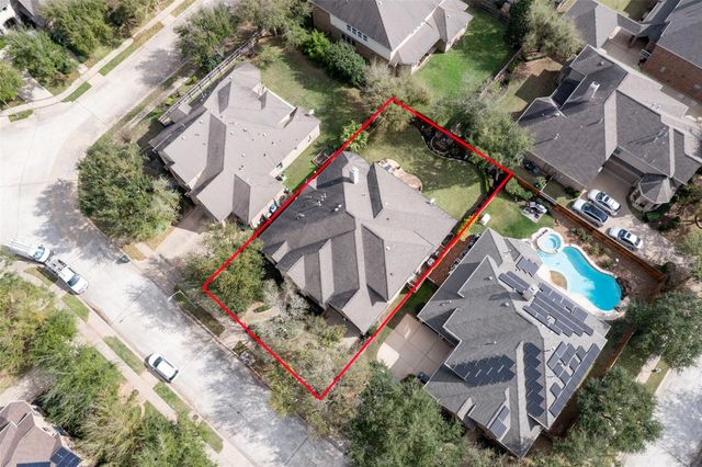 1011 Wyndham Way, Sugar Land, TX 77479