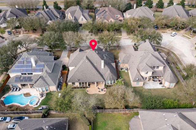 1011 Wyndham Way, Sugar Land, TX 77479