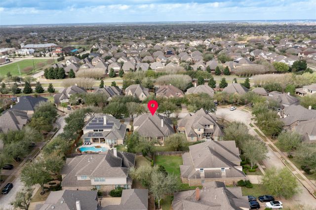 1011 Wyndham Way, Sugar Land, TX 77479