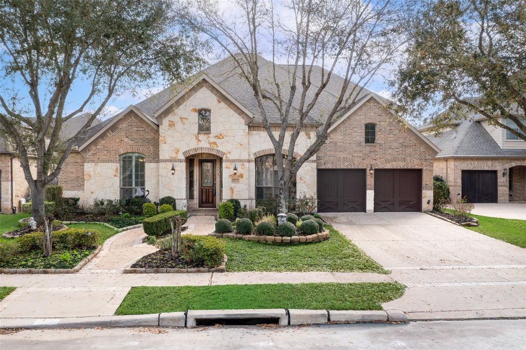 1011 Wyndham Way, Sugar Land, TX 77479