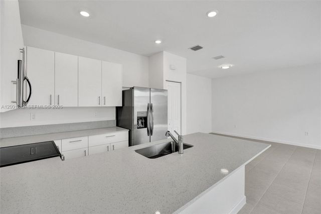 732 SE 13th Court 732, Homestead, FL 33034