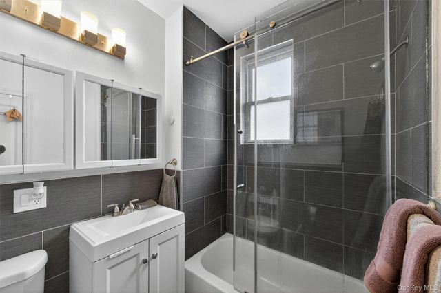 2919 Wellman Avenue, Bronx, NY 10461