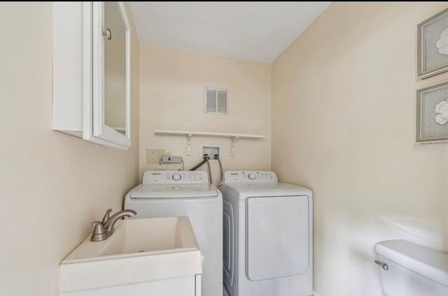 930 MONTROSE BOULEVARD N, St Petersburg, FL 33703