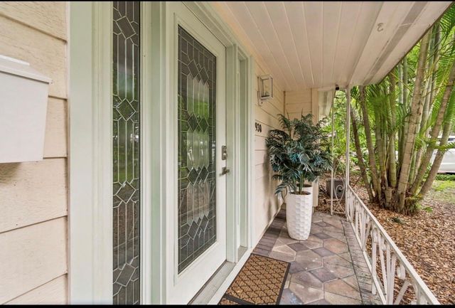 930 MONTROSE BOULEVARD N, St Petersburg, FL 33703