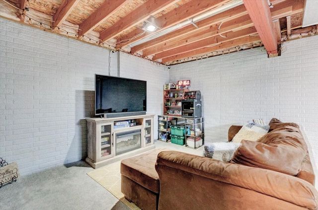 406 3rd Street SE, Bondurant, IA 50035