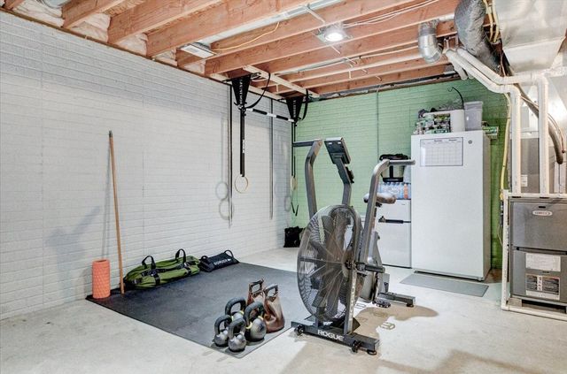 406 3rd Street SE, Bondurant, IA 50035