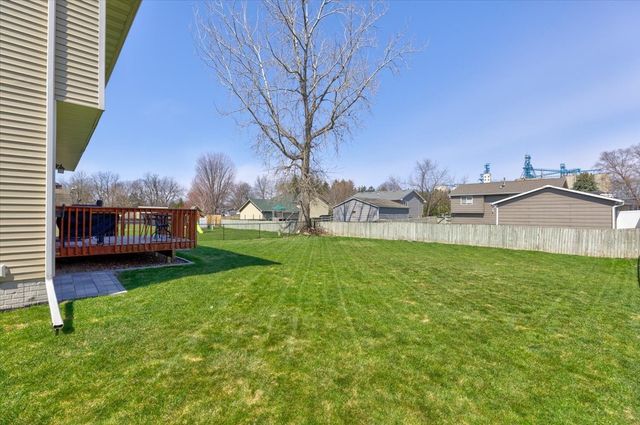 406 3rd Street SE, Bondurant, IA 50035