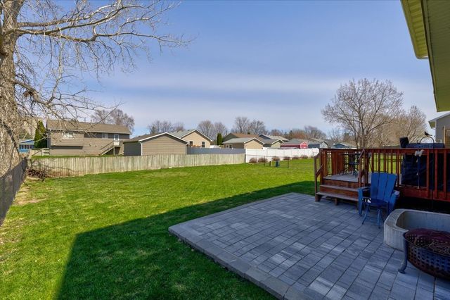 406 3rd Street SE, Bondurant, IA 50035