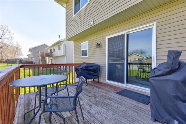 406 3rd Street SE, Bondurant, IA 50035