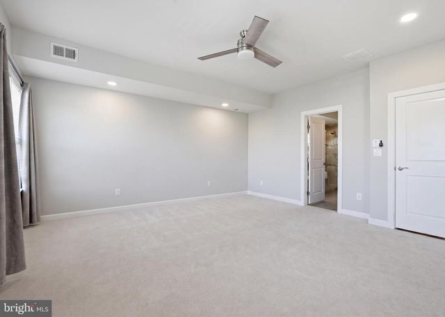 22353 TRAILVIEW CROSSING TER, Ashburn, VA 20148