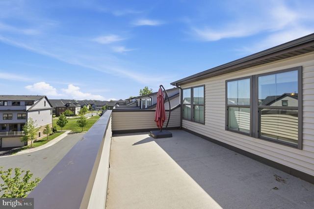 22353 TRAILVIEW CROSSING TER, Ashburn, VA 20148