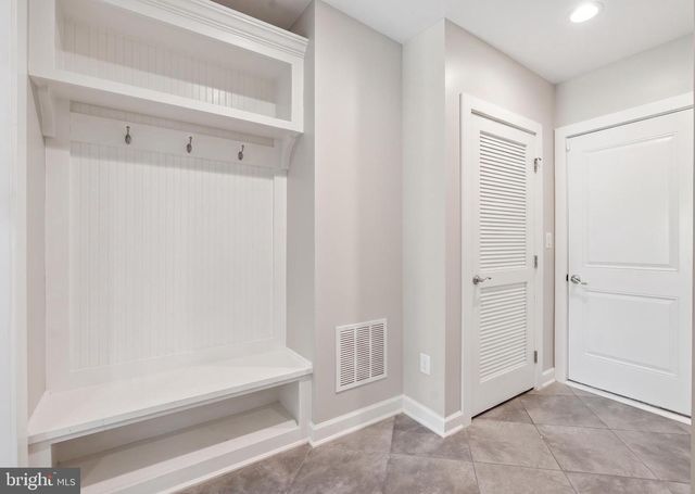 22353 TRAILVIEW CROSSING TER, Ashburn, VA 20148