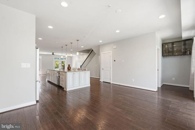 22353 TRAILVIEW CROSSING TER, Ashburn, VA 20148
