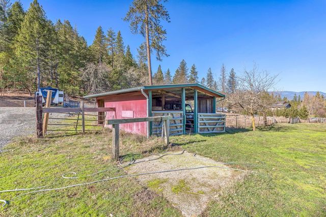 1956 E Fork Road, Williams, OR 97544