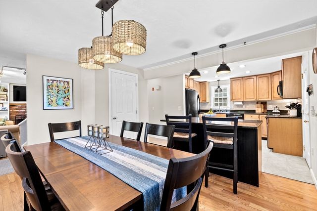 66 Maureen Way, Plymouth, MA 02360