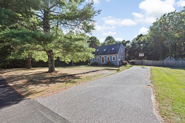 66 Maureen Way, Plymouth, MA 02360