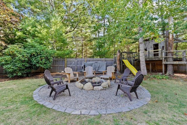 66 Maureen Way, Plymouth, MA 02360