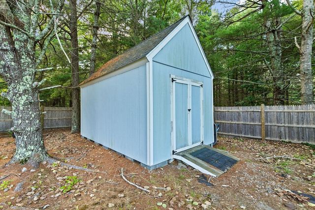 66 Maureen Way, Plymouth, MA 02360